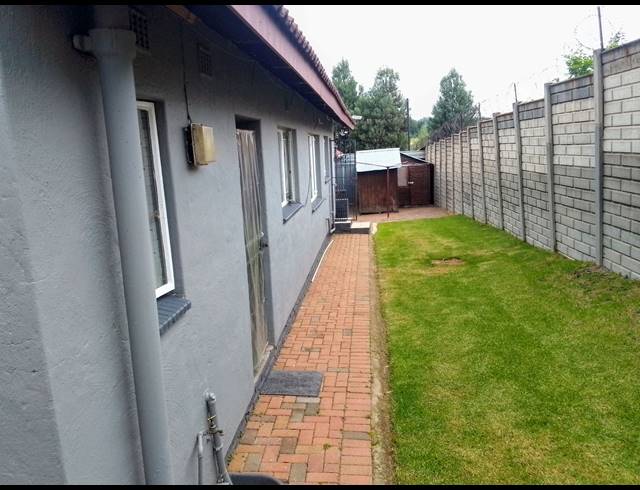 3 BEDROOM FREEHOLD FOR SALE IN MINDALORE